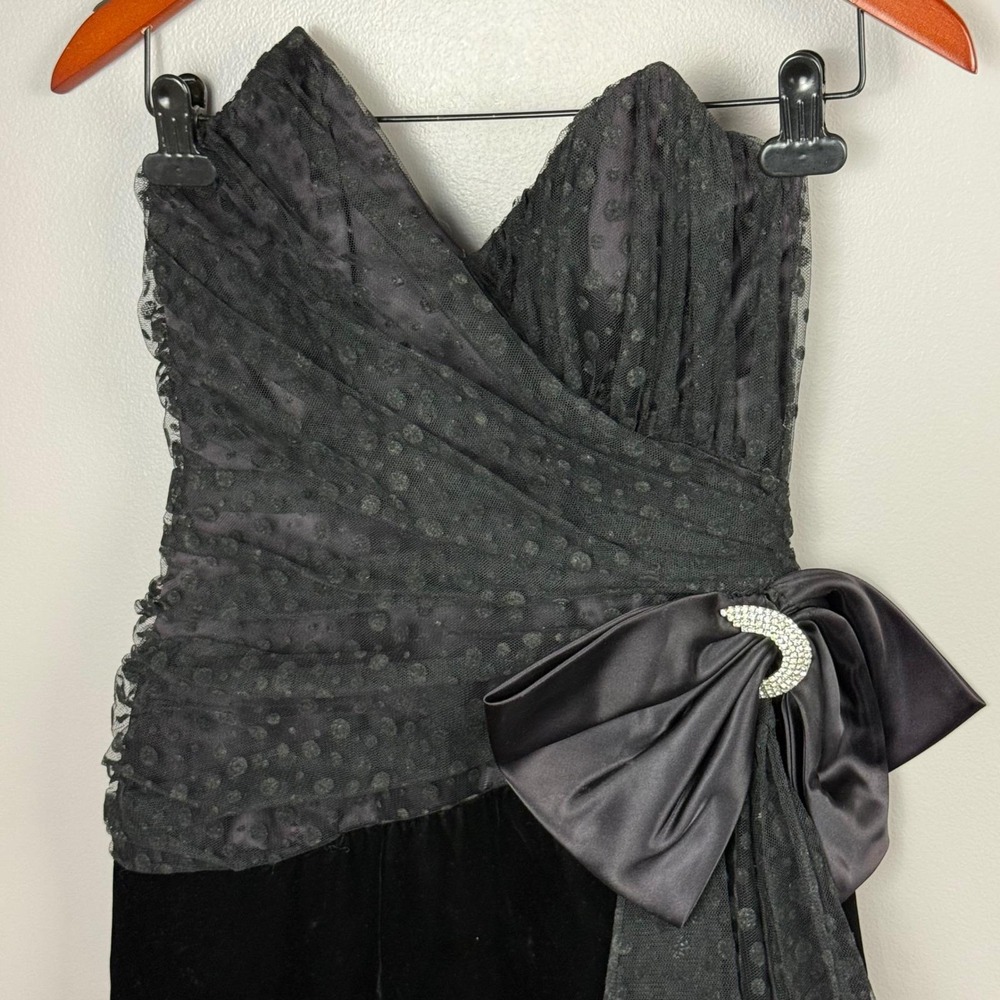 Vintage 1960s Morton Myles Black Velvet Cocktail Dress Flocked Polka Dot Bow Sz4 - Picture 4 of 10